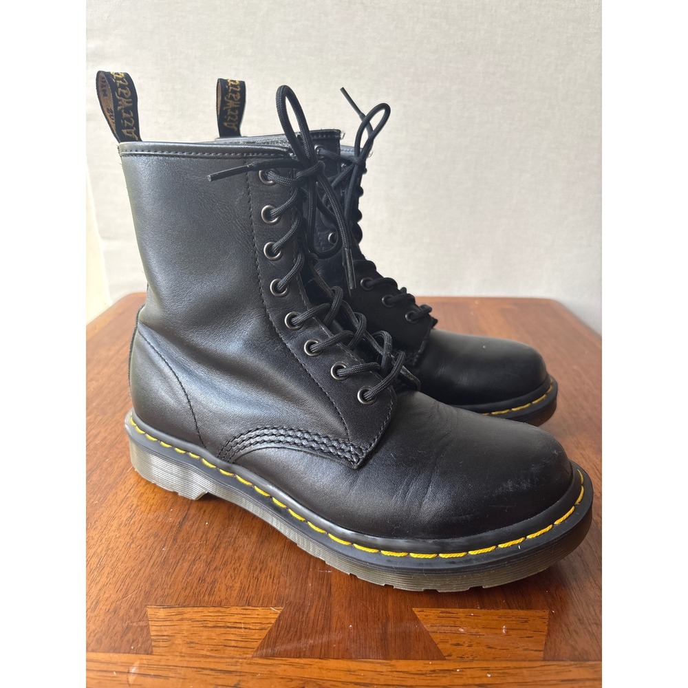 Dr. Martens 1460 8 Eye Black Smooth Leather Combat Boots 11821 US Womens 8 UK 6